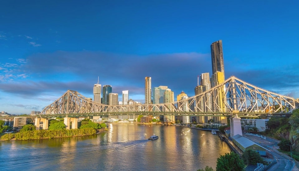 brisbane-city-skyline-brisbane-river-australia