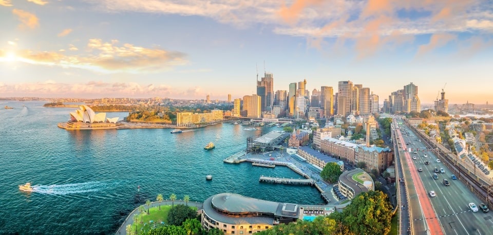 downtown-sydney-skyline-australia
