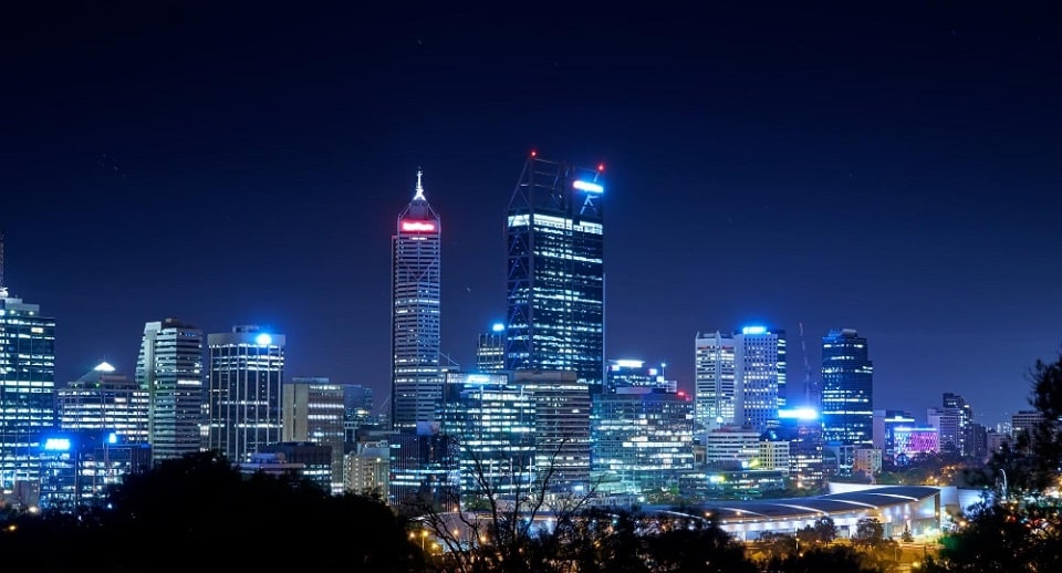 skyline-perth-from-kings-park-with-view-john-oldany-park-night